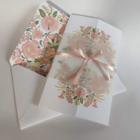   Kalocsai mintás esküvői meghívó, rózsaszín, középen nyíló